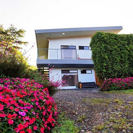 Casa Suculenta ,Monteverde Con Jacuzzi Privado Y Lavanderia ภายนอก รูปภาพ