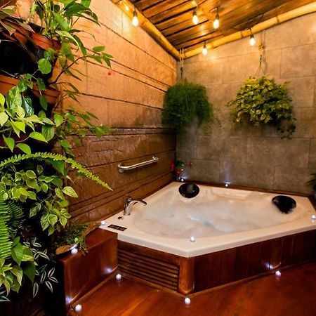 Casa Suculenta ,Monteverde Con Jacuzzi Privado Y Lavanderia ภายนอก รูปภาพ